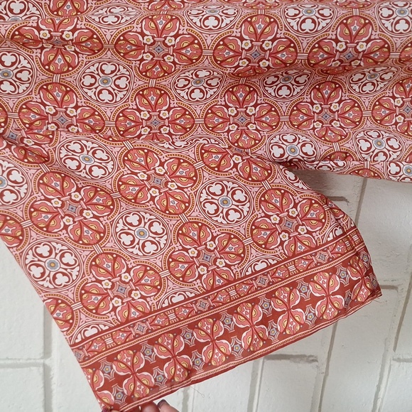 Max Studio Orange Patterned V-Neck Tie-Front Blouse. Soze 1X NWOT - Picture 4 of 7